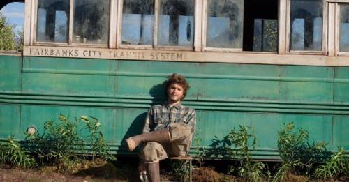 На Аляске убрали знаменитый автобус из фильма «В диких условиях»